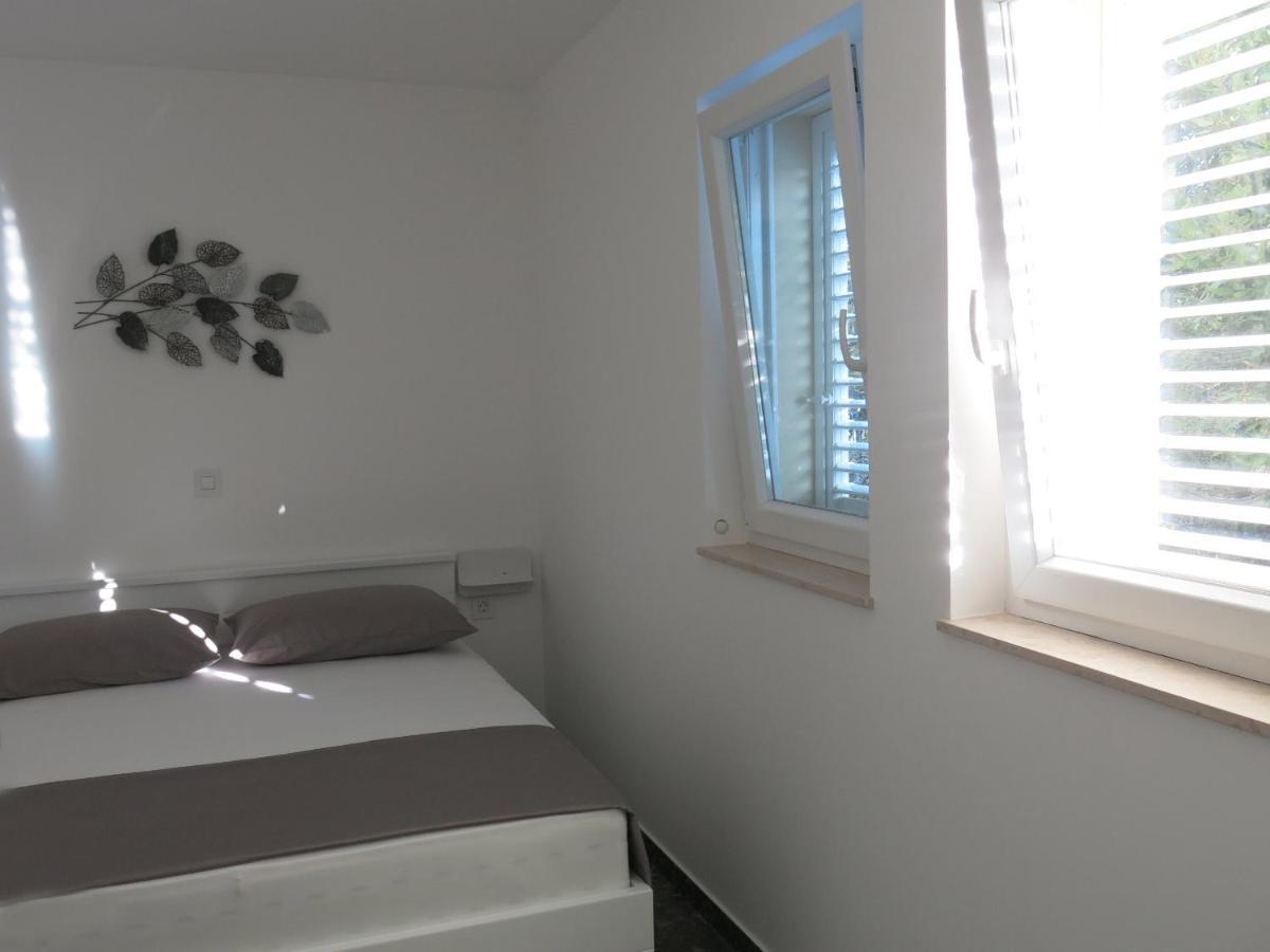 Apartments Rea Црес Екстер'єр фото