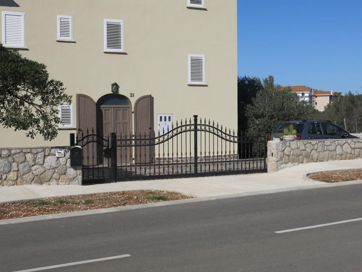Apartments Rea Црес Екстер'єр фото