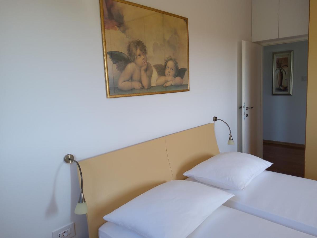 Apartments Rea Црес Екстер'єр фото